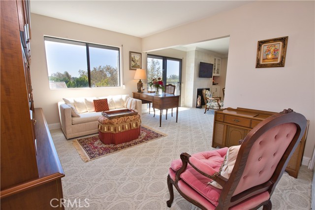 12400 MONTECITO Road, Seal Beach CA: https://media.crmls.org/medias/a5562b0d-236a-41ed-919e-6ca6c58ee788.jpg