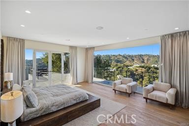 Detail Gallery Image 20 of 47 For 9716 Oak Pass Rd, Beverly Hills,  CA 90210 - 6 Beds | 3/2 Baths