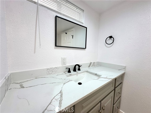 16018 Nordhoff Street, North Hills CA: https://media.crmls.org/medias/a557ca63-3876-4ba6-bad4-2d265752e989.jpg