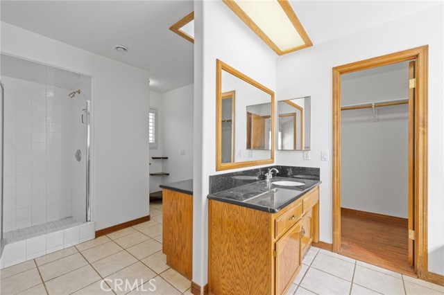 631 Faversham Way, Bakersfield CA: https://media.crmls.org/medias/a55928fa-550b-474c-afca-b12124930d8a.jpg