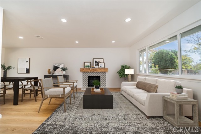 Detail Gallery Image 10 of 26 For 6735 Merito Ave, San Bernardino,  CA 92404 - 4 Beds | 2 Baths