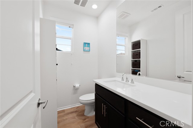 Detail Gallery Image 16 of 57 For 38464 Rosegate, Murrieta,  CA 92563 - 4 Beds | 4/1 Baths