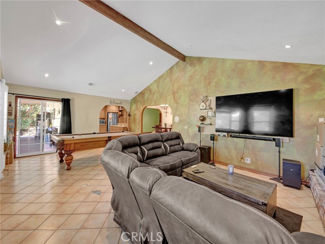 Detail Gallery Image 9 of 30 For 44021 Fenner Ave, Lancaster,  CA 93536 - 3 Beds | 2 Baths