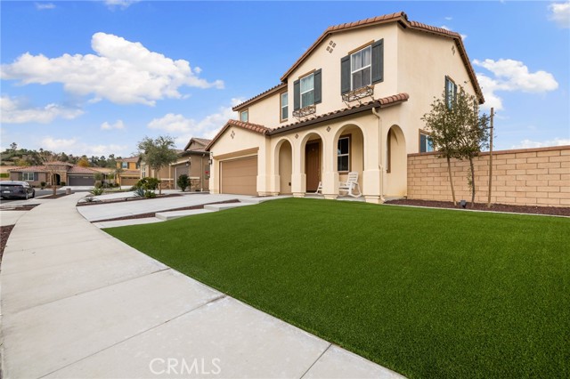 Detail Gallery Image 4 of 70 For 29740 Saddle Ranch Pl, Menifee,  CA 92584 - 5 Beds | 3 Baths