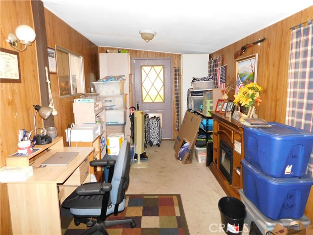 2200 W Wilson Street, Banning CA: https://media.crmls.org/medias/a55b384f-5883-4311-9fd0-d8d6d75c6dc0.jpg
