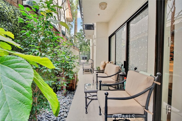 Detail Gallery Image 20 of 23 For 1201 Larrabee St #107,  West Hollywood,  CA 90069 - 2 Beds | 2 Baths