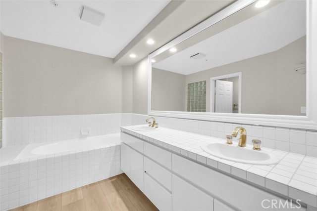 Detail Gallery Image 29 of 36 For 2243 Martin, Irvine,  CA 92612 - 2 Beds | 2 Baths