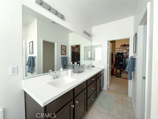 5485 San Roberto, San Diego CA: https://media.crmls.org/medias/a55bf110-aa97-4c85-b6f4-5044b23def7d.jpg