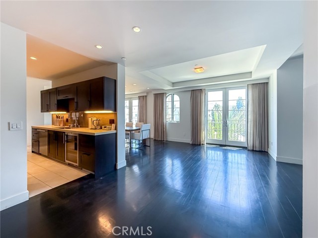 443 N Palm Drive, Beverly Hills CA: https://media.crmls.org/medias/a55c78b0-706a-4b3c-8b51-0aca7d8034e1.jpg