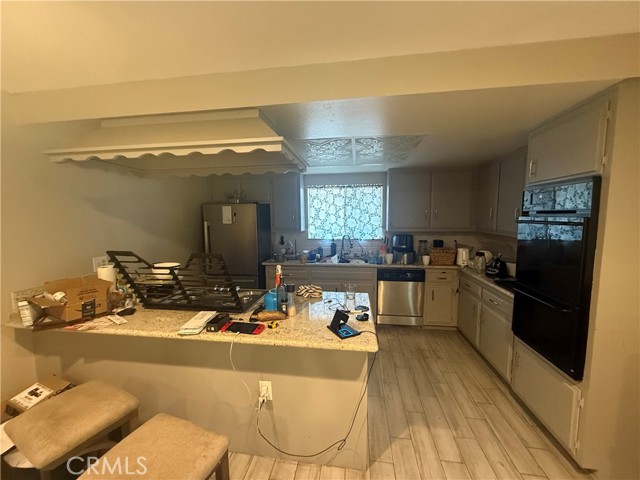425 Whicha Way, Hemet CA: https://media.crmls.org/medias/a55cafb5-80c6-447c-9fd8-7ea93446bb37.jpg