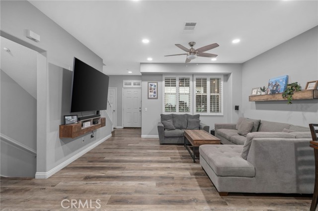 Detail Gallery Image 7 of 35 For 1989 Annandale, Pomona,  CA 91767 - 3 Beds | 2/1 Baths