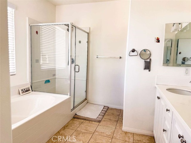 Detail Gallery Image 6 of 16 For 6641 Eucalyptus, Chino,  CA 91710 - 5 Beds | 3 Baths