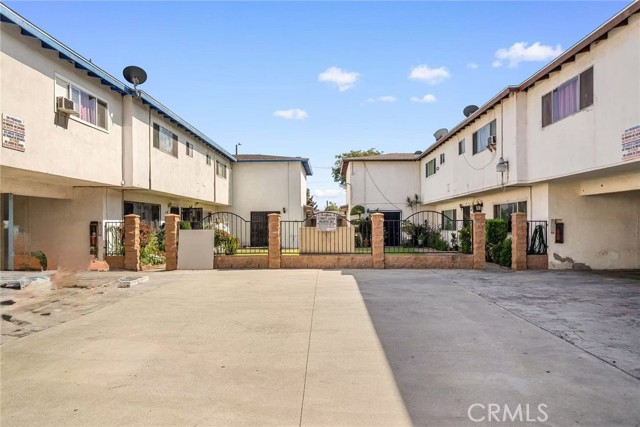 Detail Gallery Image 25 of 34 For 6021 Gage Ave #1,  Bell Gardens,  CA 90201 - 3 Beds | 2 Baths