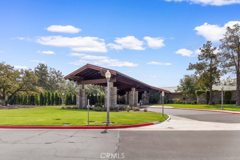 https://media.crmls.org/medias/a561a445-8ced-4d6f-9b8d-c2ae15e8dfd8.jpg?preset=X-Large