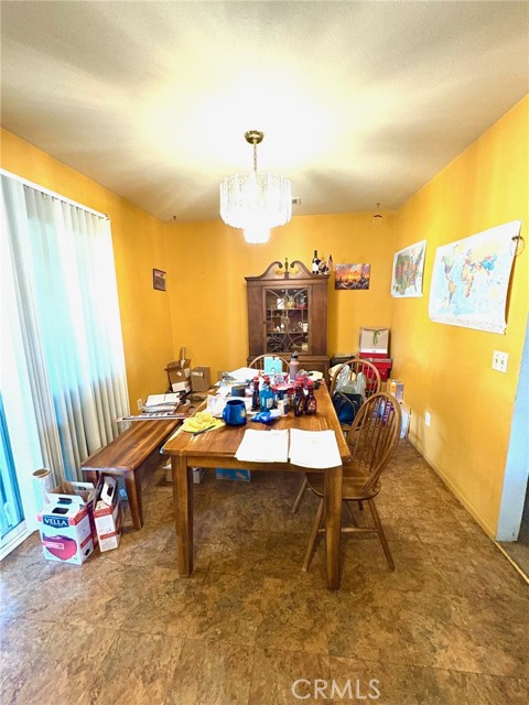 11516 11516 Oakwood Avenue, Hesperia CA: https://media.crmls.org/medias/a56287e3-27e5-43af-8b5c-8e5975e49b96.jpg