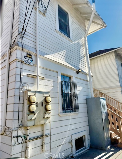 Detail Gallery Image 2 of 3 For 1315 S Harvard, Los Angeles,  CA 90006 - 4 Beds | 4 Baths