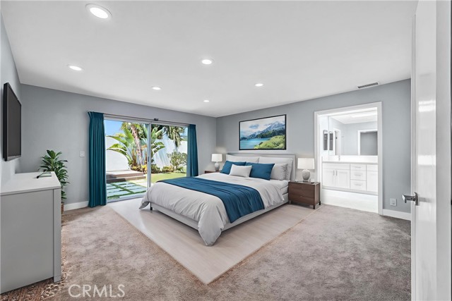 Detail Gallery Image 19 of 34 For 20291 Bancroft Cir, Huntington Beach,  CA 92646 - 4 Beds | 2/1 Baths