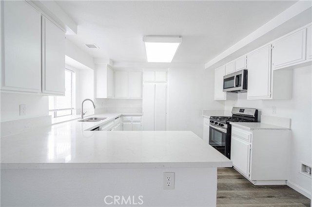 Detail Gallery Image 10 of 43 For 16211 Starview St, Moreno Valley,  CA 92551 - 5 Beds | 3 Baths