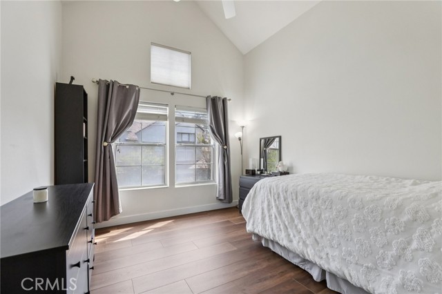 Detail Gallery Image 20 of 36 For 1 Longbourn Aisle, Irvine,  CA 92603 - 3 Beds | 2/1 Baths