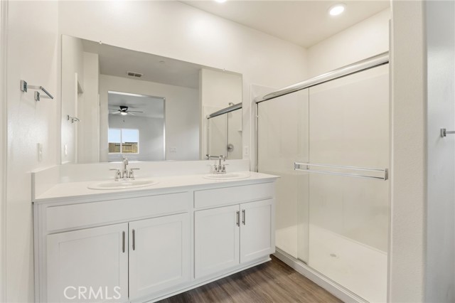 Detail Gallery Image 26 of 51 For 3503 Running Brook, Madera,  CA 93637 - 5 Beds | 2/1 Baths