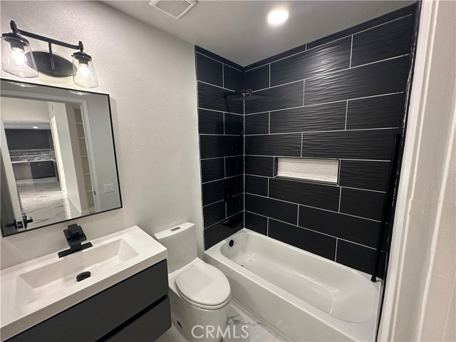 1834 N Hidalgo Way, Palm Springs CA: https://media.crmls.org/medias/a5691c38-77c3-4a52-a0d0-f54cd554ab33.jpg