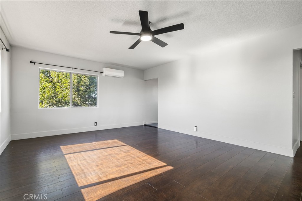 MLS #SR25242883 image #5