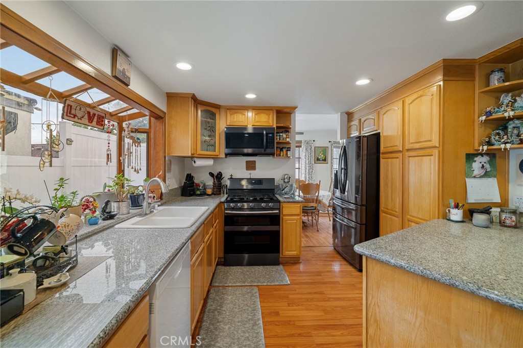 MLS #SR25253762 image #3