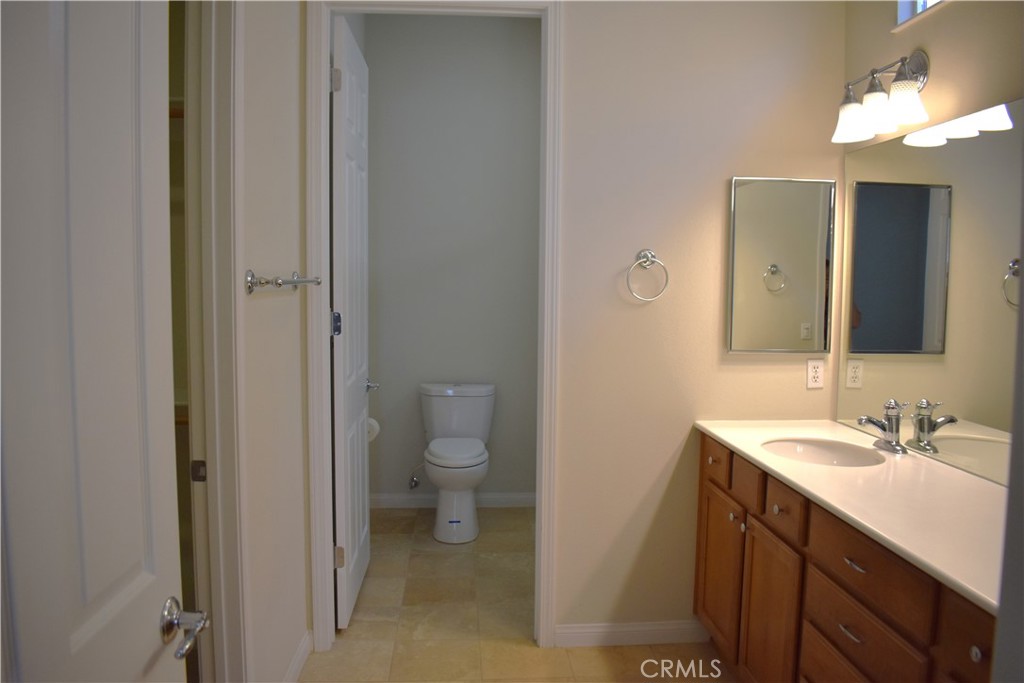 https://media.crmls.org/medias/a56aeeeb-48d5-4936-8691-4f8aad568935.jpg?preset=X-Large
