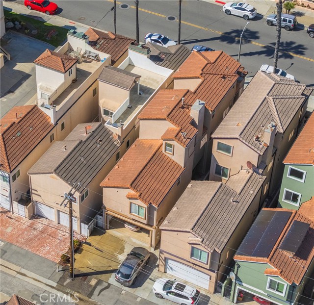 Detail Gallery Image 49 of 49 For 116 11th St, Huntington Beach,  CA 92648 - 3 Beds | 3/1 Baths