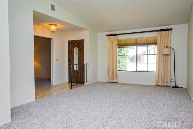 751 Santa Fe Court, San Dimas CA: https://media.crmls.org/medias/a56c9acf-3994-4c43-89f7-7fbd2dd99a6b.jpg