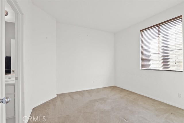 Detail Gallery Image 16 of 20 For 17384 Blue Ridge Ct, Riverside,  CA 92503 - 5 Beds | 2/2 Baths