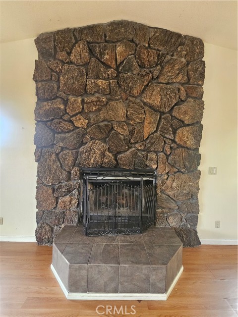 Detail Gallery Image 6 of 54 For 18834 Deer Hill Rd, Hidden Valley Lake,  CA 95467 - 4 Beds | 2/2 Baths
