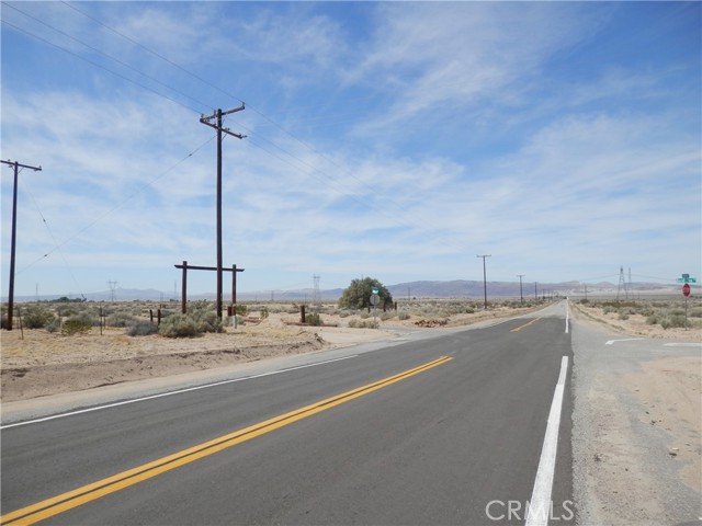 0 Holstead Road, Hinkley CA: https://media.crmls.org/medias/a56d1d36-d443-400d-96af-0a6e5fd9d8e0.jpg