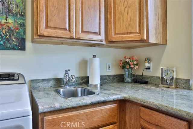 Detail Gallery Image 31 of 42 For 2010 E Foothill Dr, San Bernardino,  CA 92404 - 3 Beds | 2/1 Baths