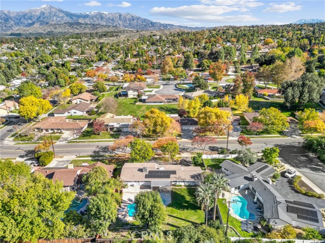 Detail Gallery Image 8 of 49 For 1514 Franklin, Redlands,  CA 92373 - 4 Beds | 2 Baths