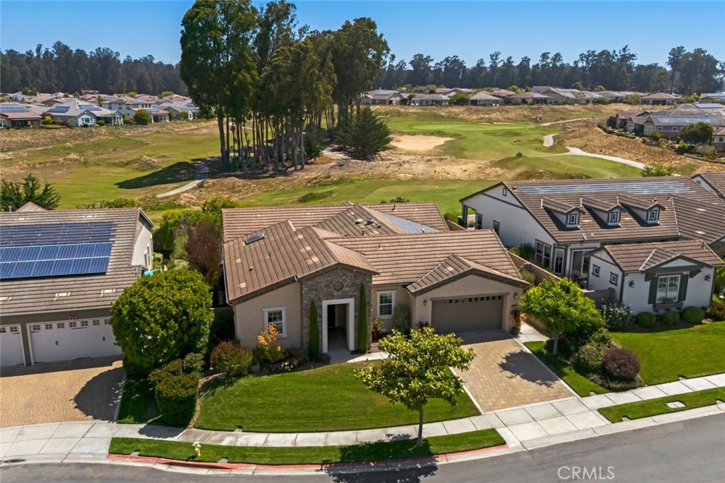1432 Vicki Lane