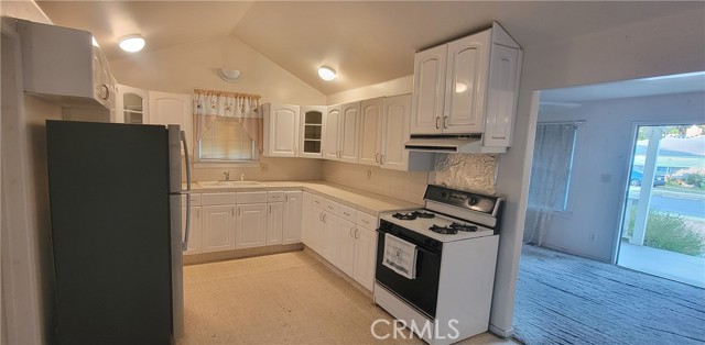 Detail Gallery Image 7 of 16 For 809 Lake, Chowchilla,  CA 93610 - 2 Beds | 1 Baths