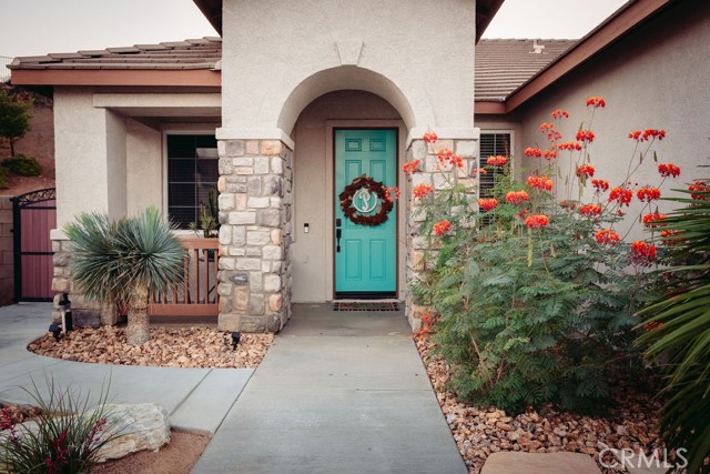 Detail Gallery Image 4 of 34 For 40015 Aliso Ct, Palmdale,  CA 93551 - 3 Beds | 2 Baths