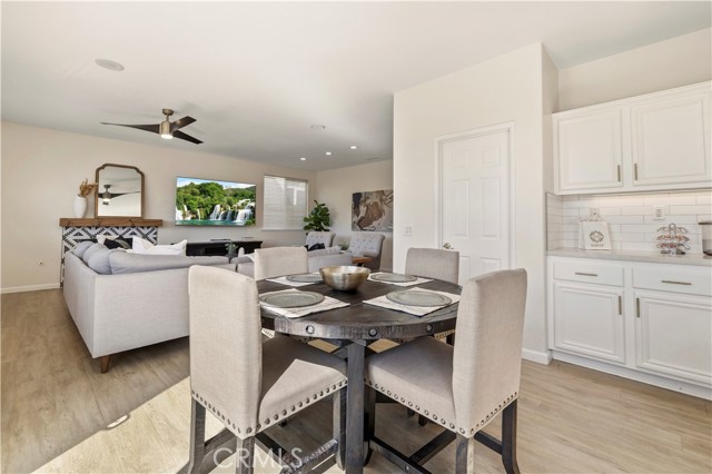 Detail Gallery Image 20 of 59 For 26451 Puffin Pl, Canyon Country,  CA 91387 - 4 Beds | 3 Baths