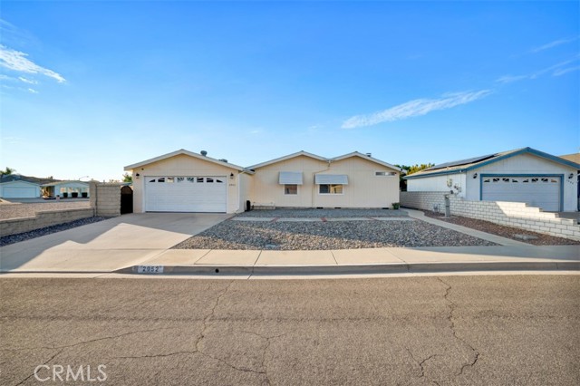 2952 2952 Peach Tree, Hemet CA: https://media.crmls.org/medias/a573be18-f15d-4e16-b47f-a0b34a270813.jpg