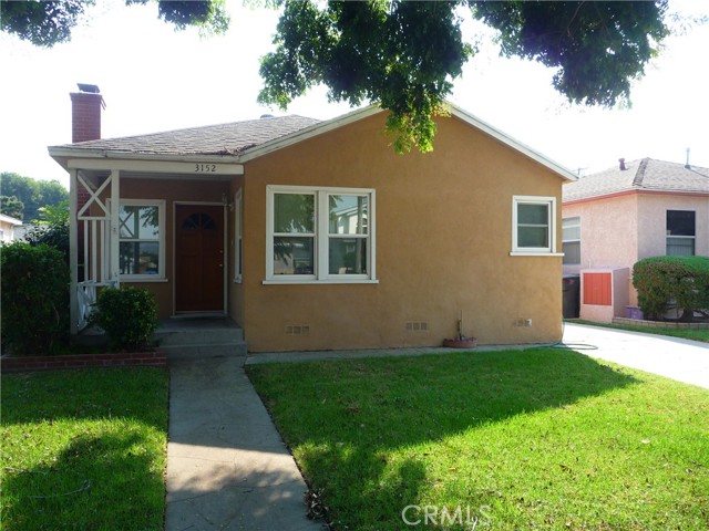 Detail Gallery Image 1 of 19 For 3152 Chestnut Ave, Long Beach,  CA 90806 - 3 Beds | 2 Baths