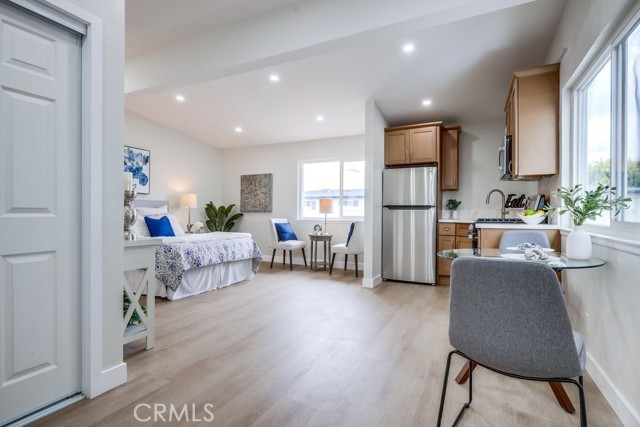 Detail Gallery Image 8 of 26 For 11068 El Amarillo #STUDIO,  Fountain Valley,  CA 92708 - 1 Beds | 1 Baths