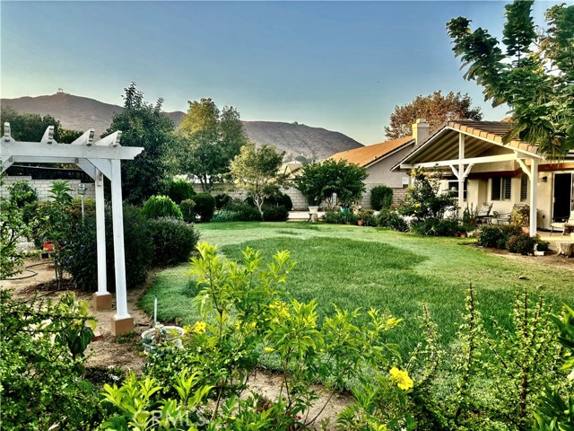 Detail Gallery Image 18 of 21 For 4850 Fairhill Pl, Jurupa Valley,  CA 92509 - 4 Beds | 2/1 Baths