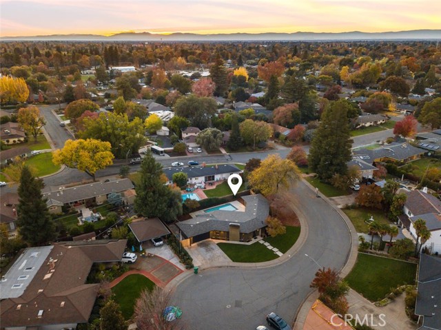 Detail Gallery Image 4 of 50 For 2 Kingston Cir, Chico,  CA 95926 - 3 Beds | 2 Baths