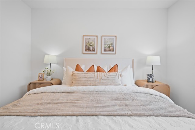 1042 N Anaheim Blvd, Anaheim CA: https://media.crmls.org/medias/a574ca97-b529-4811-9263-63284b246852.jpg
