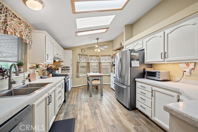 Detail Gallery Image 8 of 28 For 2700 Cienaga #55,  Oceano,  CA 93445 - 3 Beds | 2 Baths