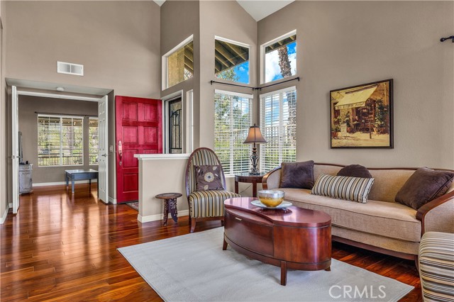 Image 2 of 43 For 26292 Rosa  