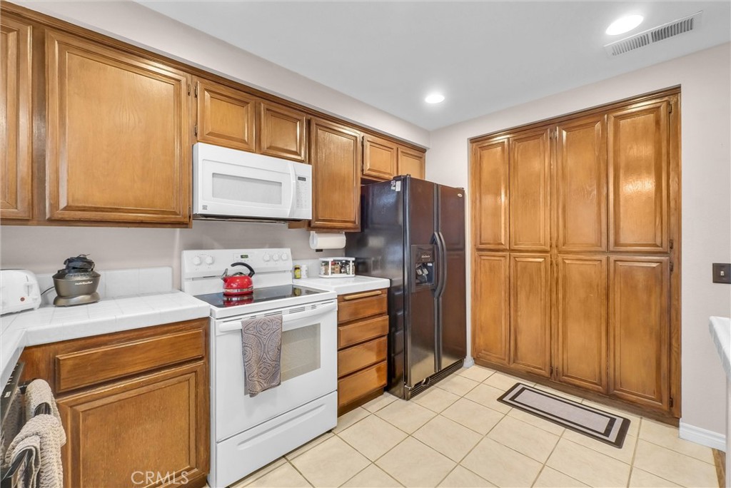 MLS #OC25257068 image #13