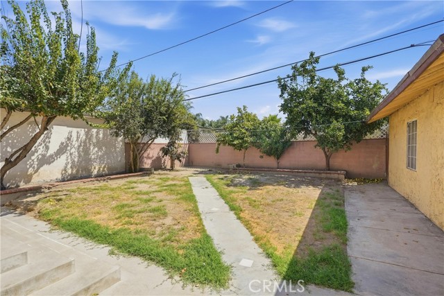 10962 Elm Ave, Lynwood, CA 90262 photo 6