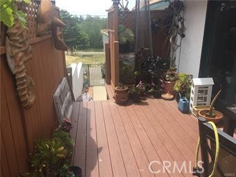 https://media.crmls.org/medias/a5762986-5795-48a1-90c1-1c235594f9f2.jpg?preset=X-Large